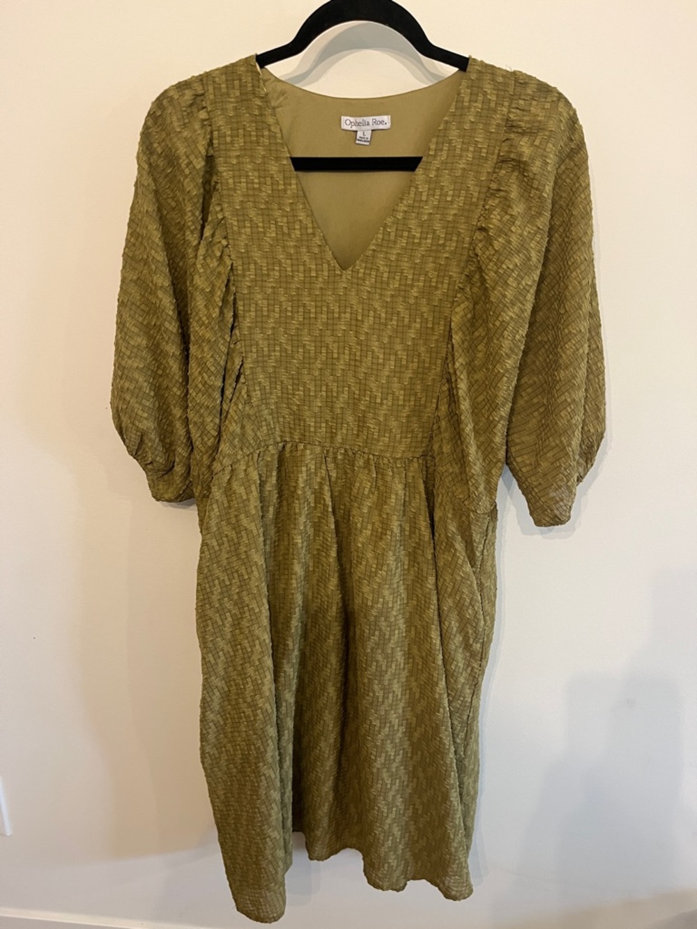 Ophelia Rae Olive Textured V-Neck Midi Dress